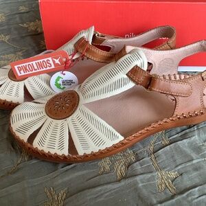NEW Pikolinos Puerto Vallarta White & Brown Leather Sandals Size 41